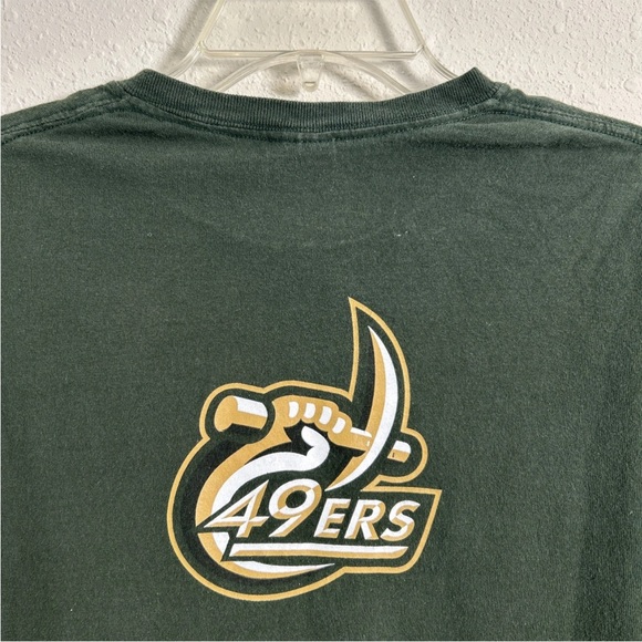 Y2K UNC Charlotte 49ers Green Gildan T-Shirt Niner Nation Gold Size Medium - Picture 4 of 9